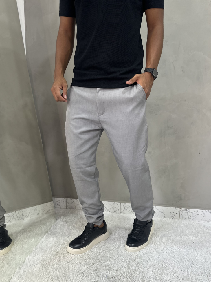 Calça alfaiataria 44
