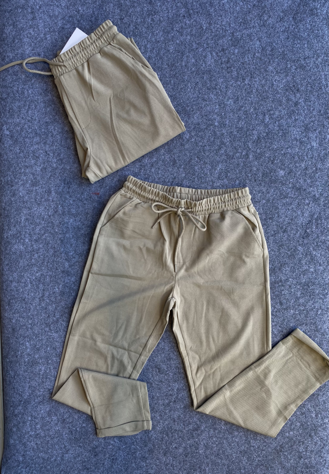 Calça Importada 40