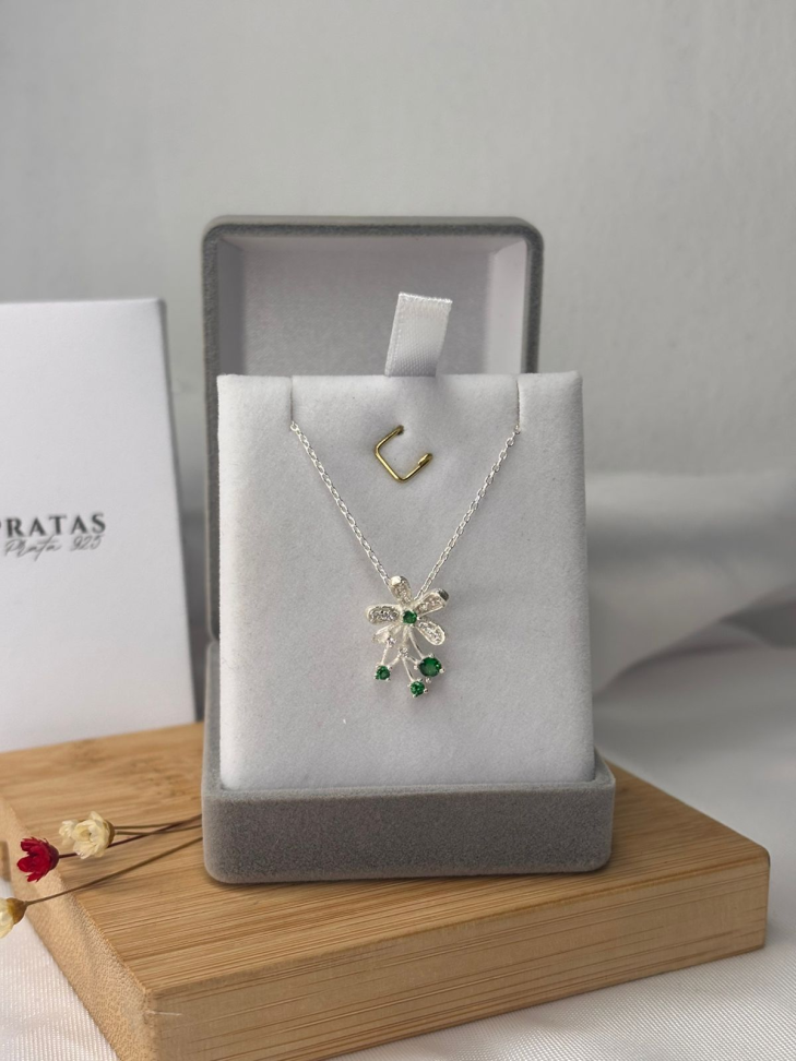 PINGENTE FLOR TODA DE ZIRCONIAS C/ 5 ZIRCONIAS  VERDE ESCURO
