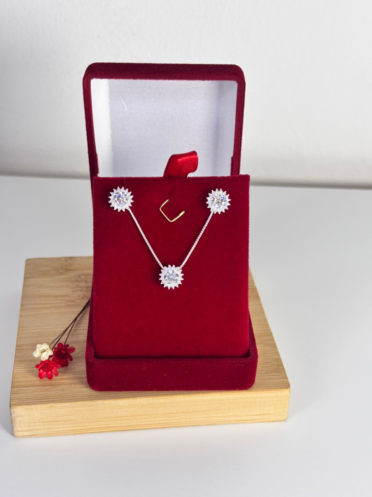 Conjunto Cravejado Cristal