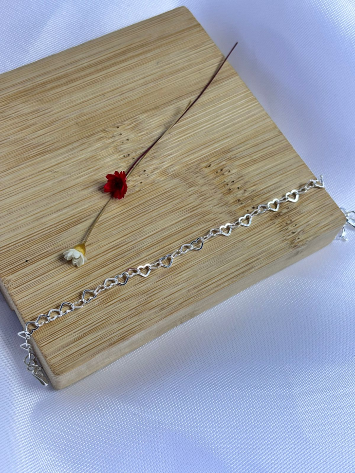 Pulseira Corações em Elo