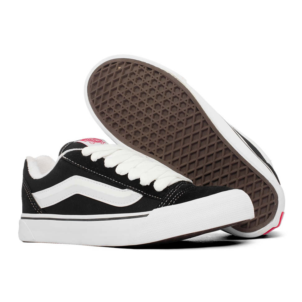 VANS KNU