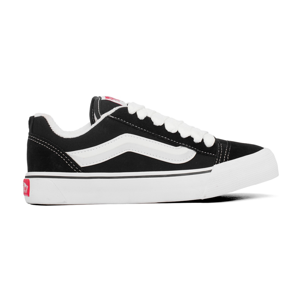 VANS KNU