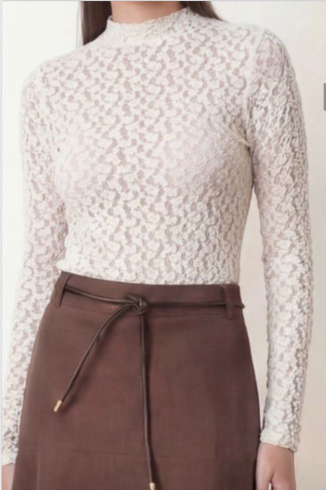 Blusa renda manga longa