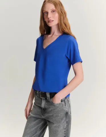 Camiseta gola v azul