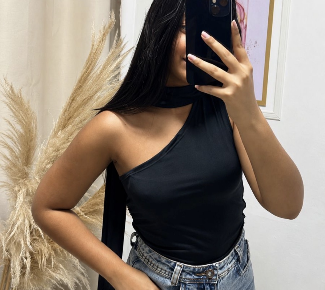 Cropped Ruby