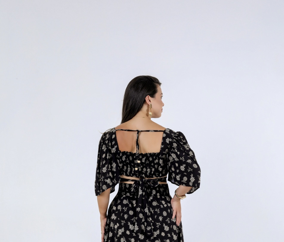 Cropped   viscolinho premium  Veste até 42 Alta saída no atacado