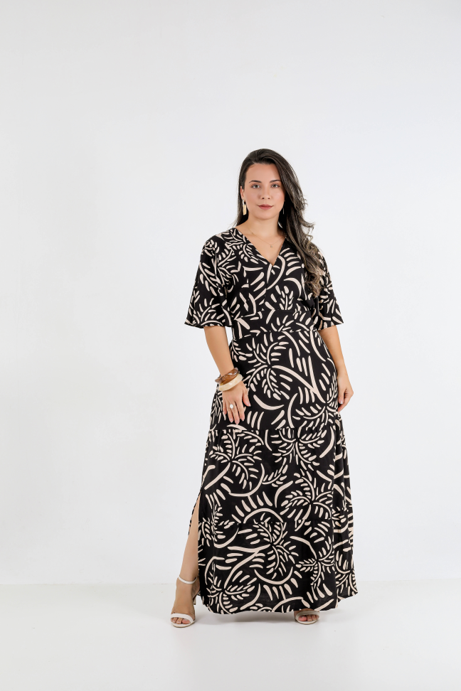 Vestido longo viscolinho premium  Veste até 42/44 Alta saída no atacado