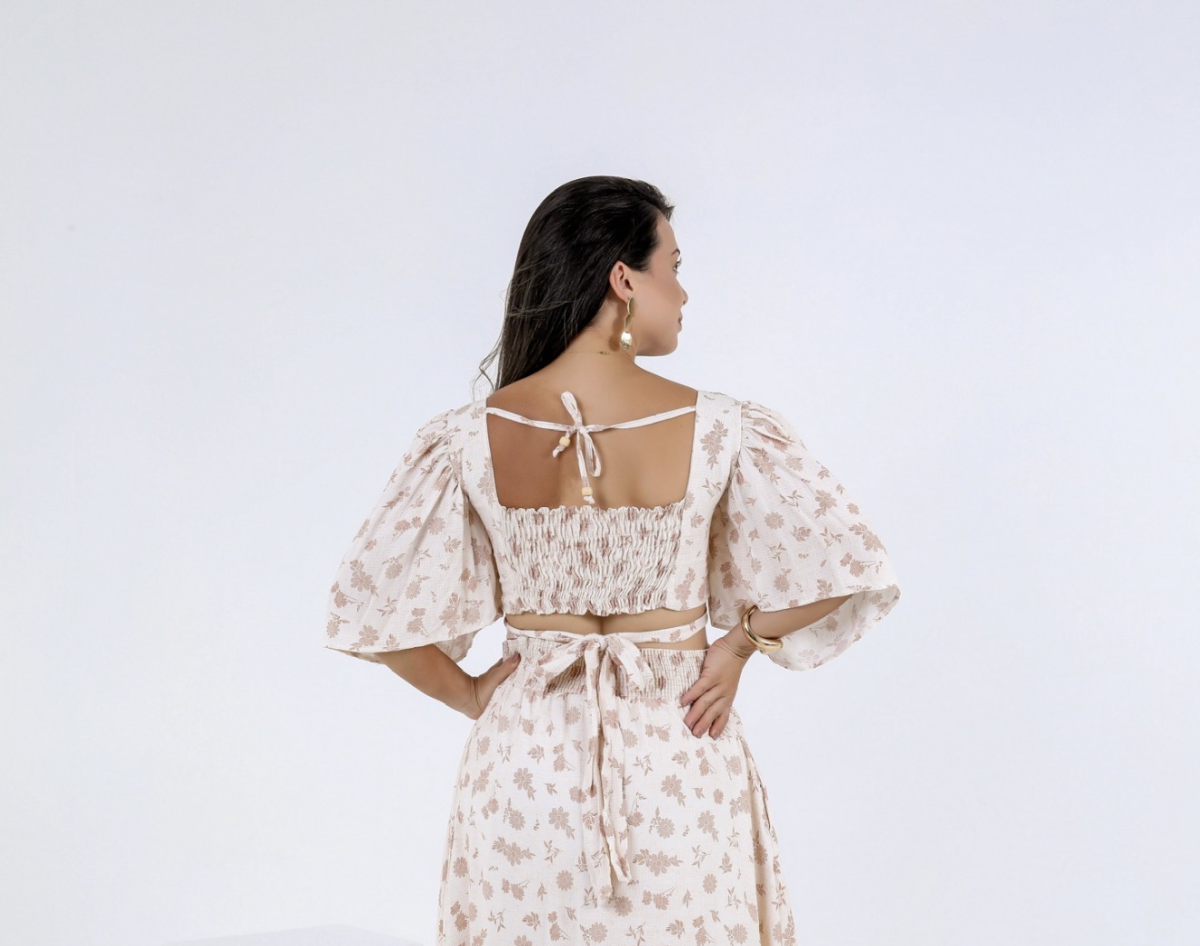 Cropped   viscolinho premium  Veste até 42 Alta saída no atacado