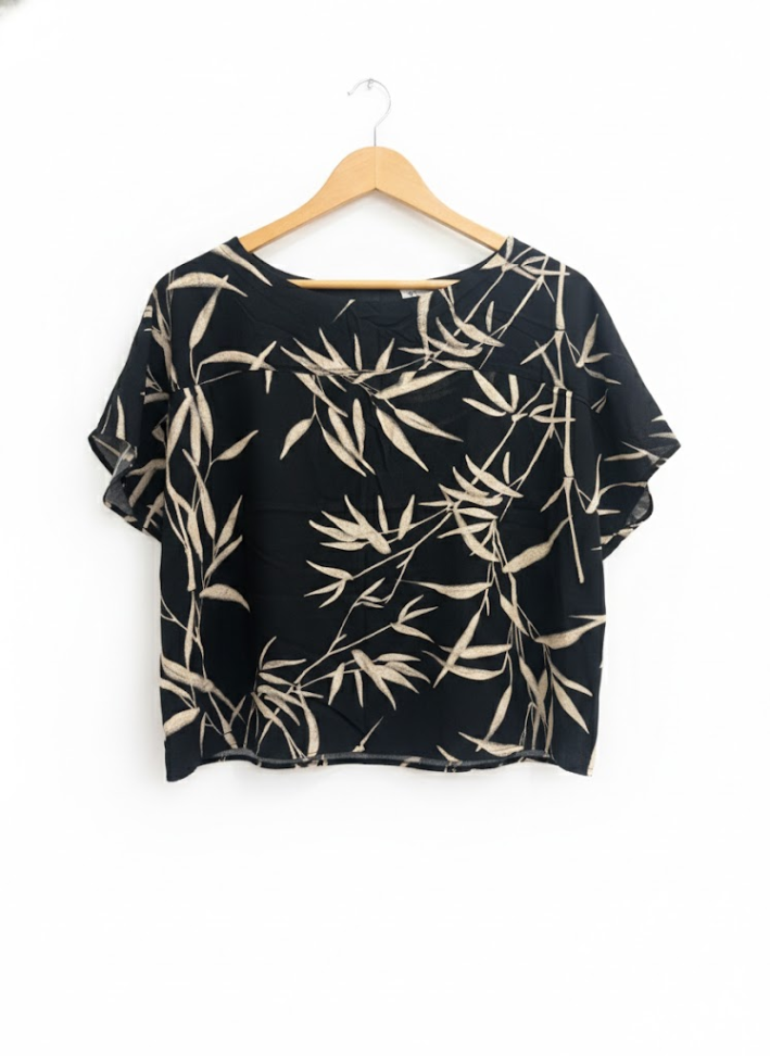 Blusa viscolinho premium Veste até 42/44 Alta saída no atacado