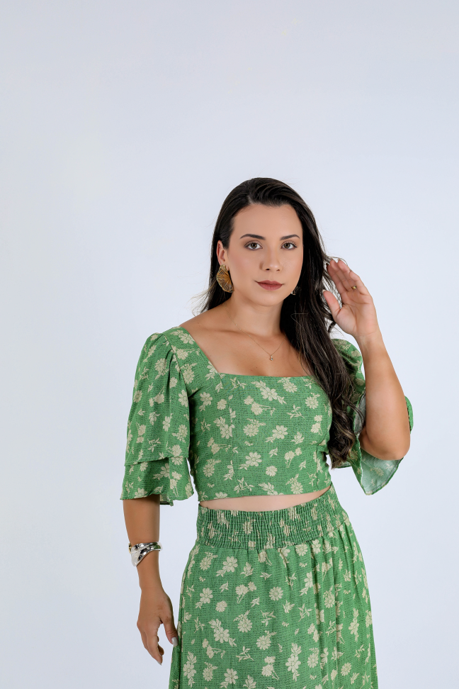 Cropped viscolinho premium Veste até 42 Alta saída no atacado