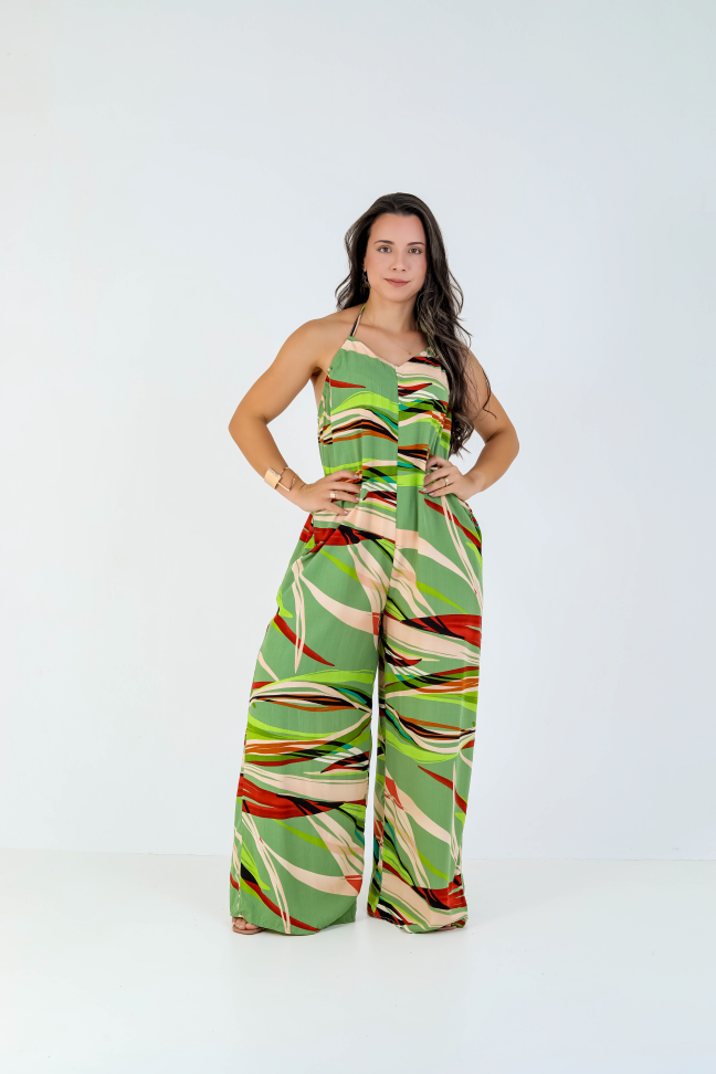 Macacão  Viscolinho Veste até 42/44 Alta saída no atacado