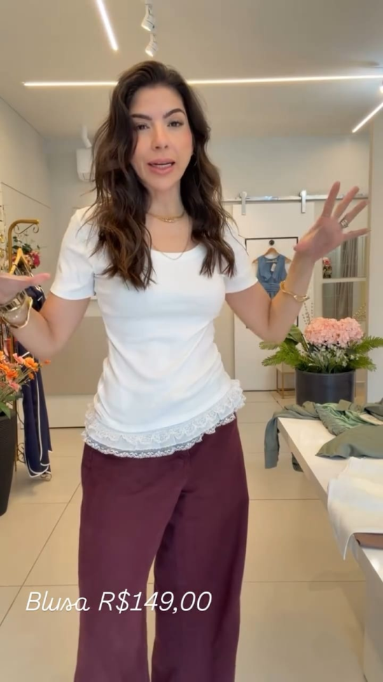 Blusa com barrado de renda - #3