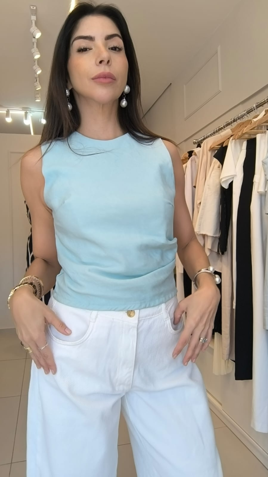 Blusa estilo cropedd