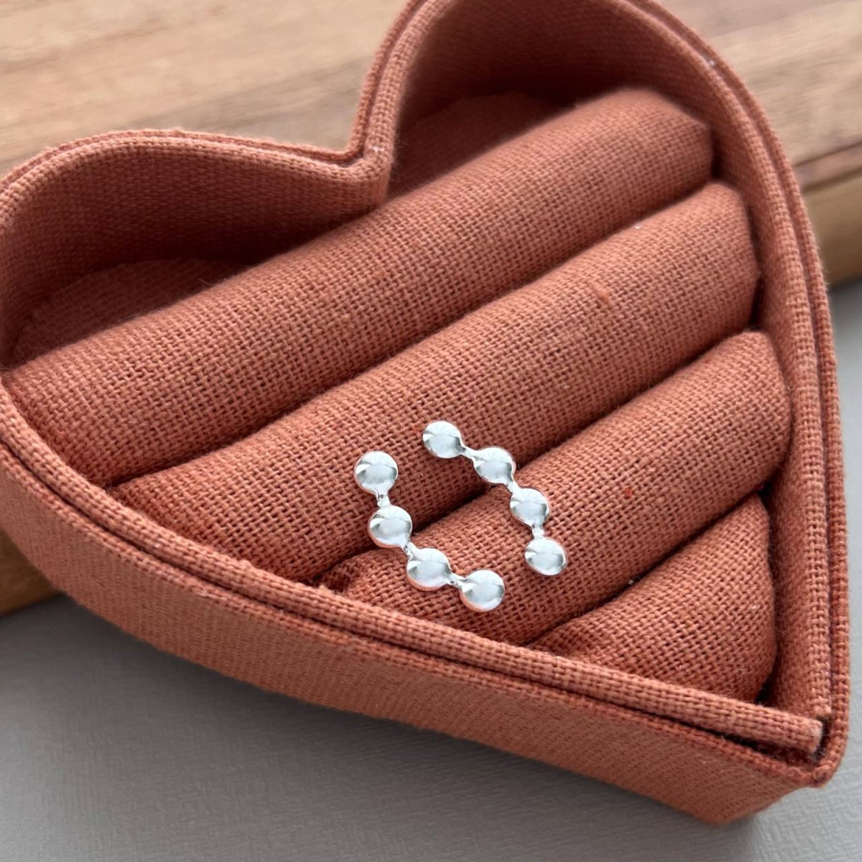 Brinco Estilo ear cuff bolinhas