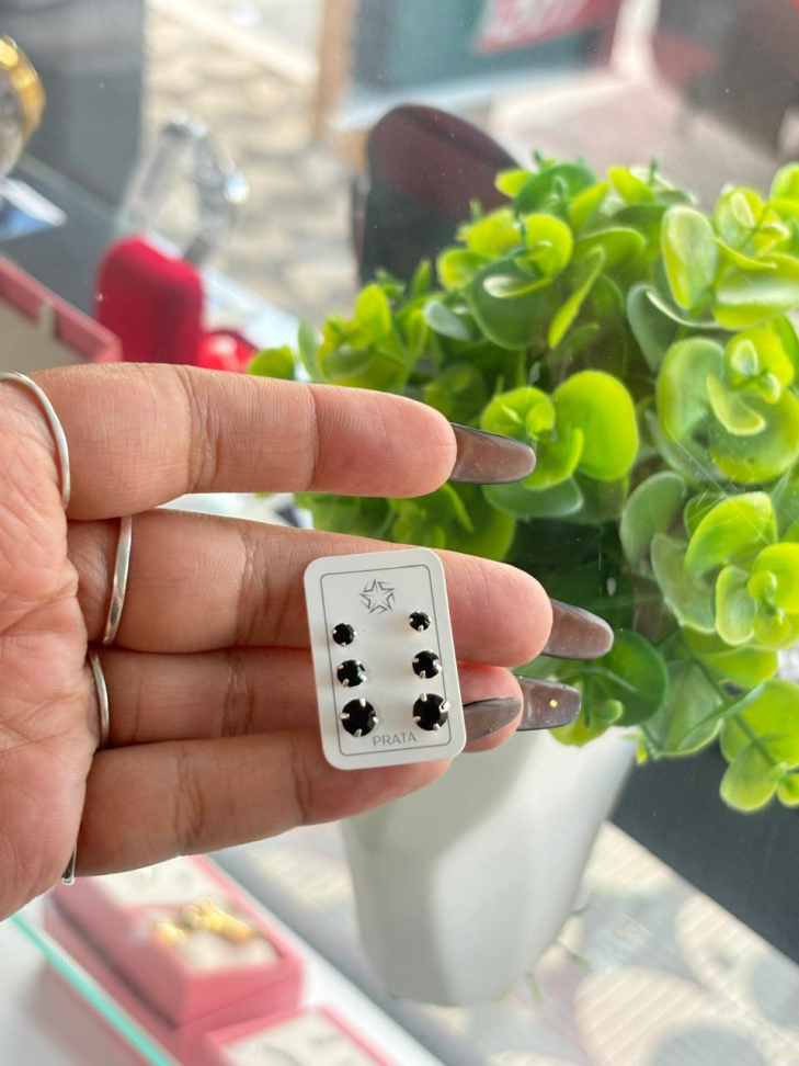 Trio de Brincos Zirconias Pretas
