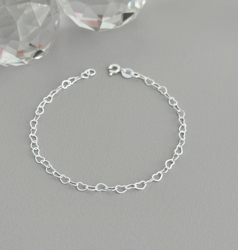 Pulseira Toda em Corações