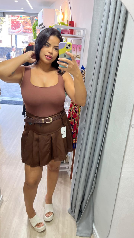 Short Saia Prega