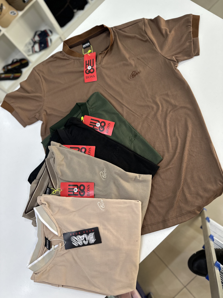 T-SHIRT DATALHES NA GOLA - #5