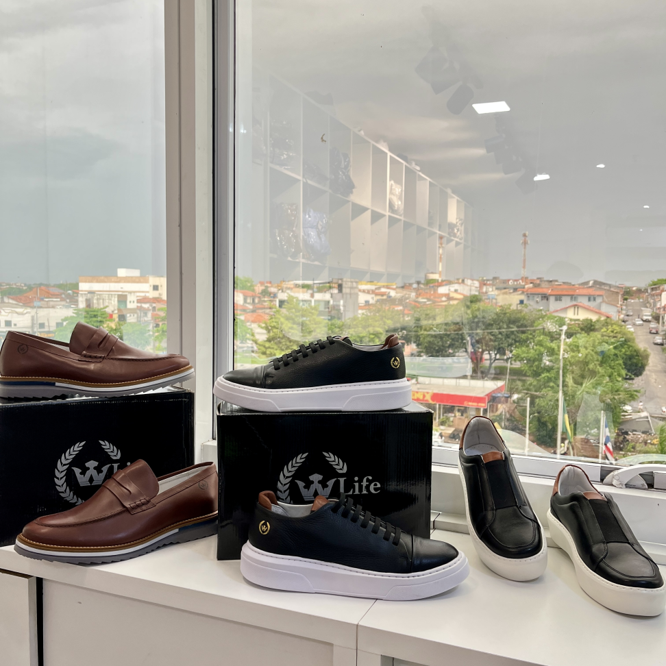 SNEAKRS PREMIUM W LIFE - #3