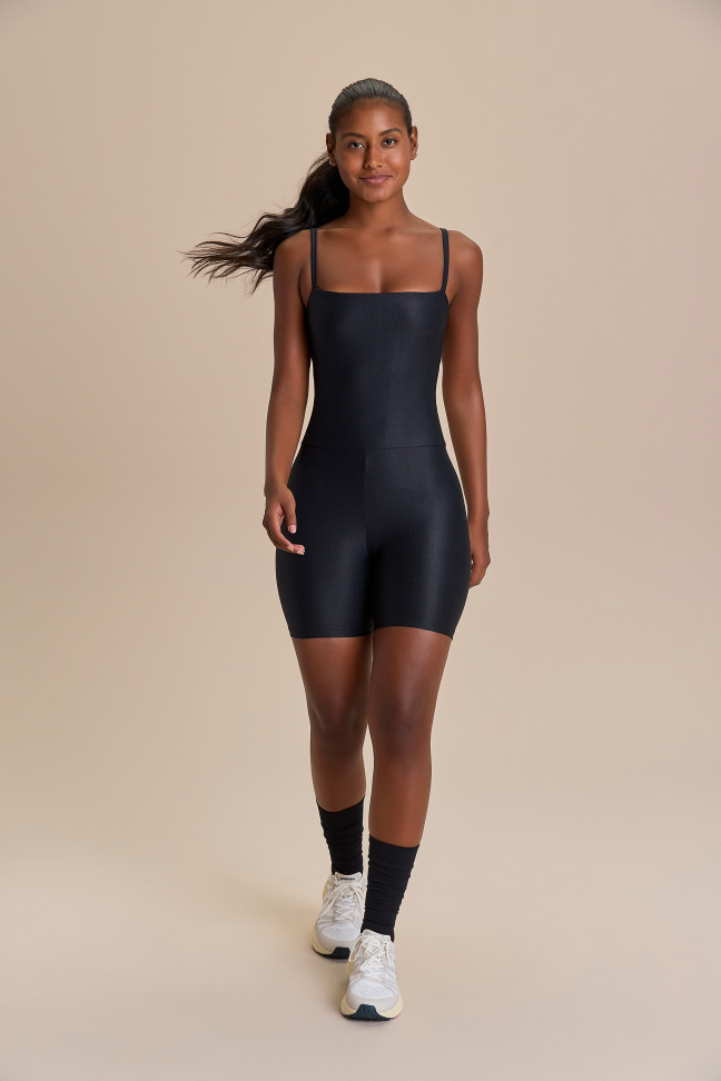 Macaquinho Shorts Allure® Adaptiv Preto LIVE!