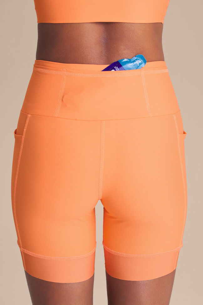 Bermuda de Corrida Feminina LIVE! Six Pockets Speed Solar Orange com 6 Bolsos - #6