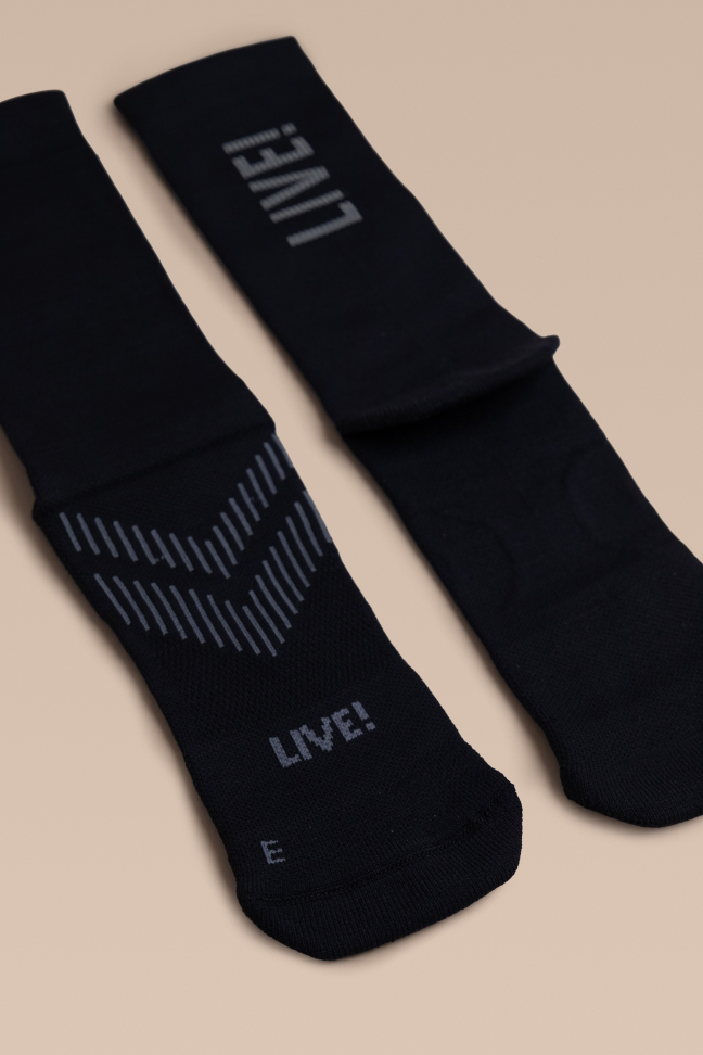 Meia LIVE! Super Long Unissex Preta