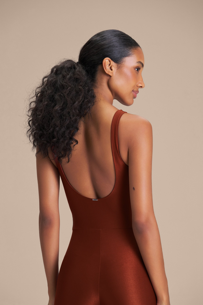 Macacão Fitness Feminino LIVE! Allure® Adaptiv Rust Red com Bojo Removível