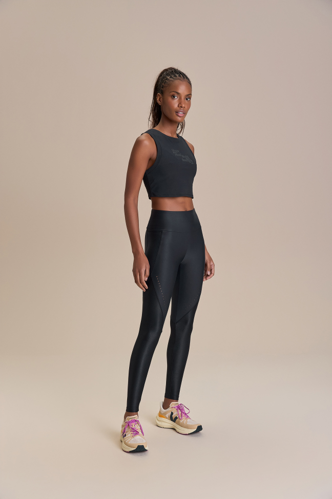 Regata Cropped Breezy Skin Preta LIVE!