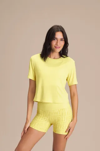 Shorts Fit LIVE! Candelight Yellow