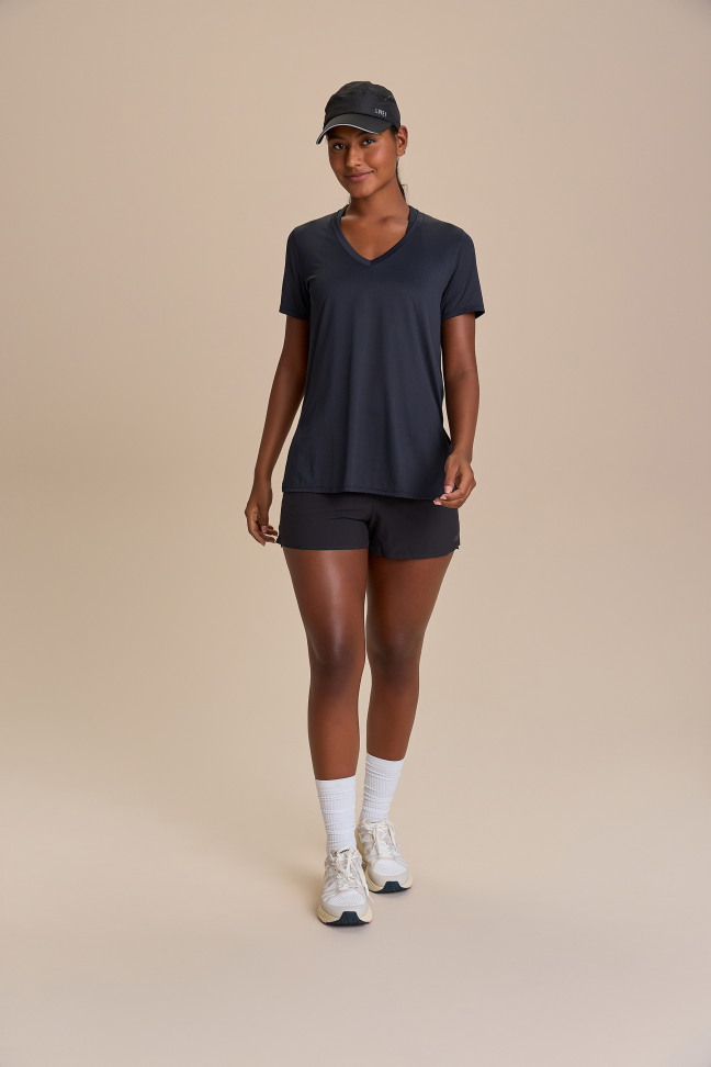Camiseta V Comfort Preto LIVE!