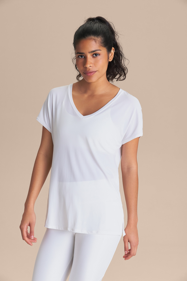 Camiseta V Comfort White Branco LIVE!