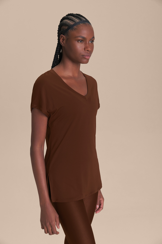 Camiseta V Comfort Chocolate Plum LIVE!