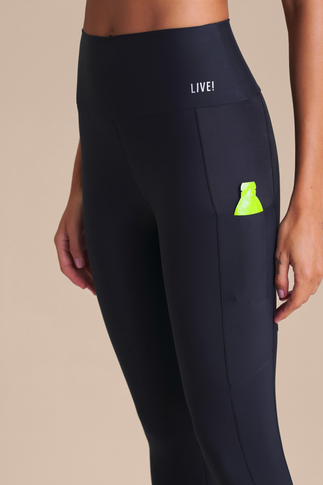 Calça Legging Fitness Feminina LIVE! Intense Race Pro® Preta com Bolsos e UV 50+