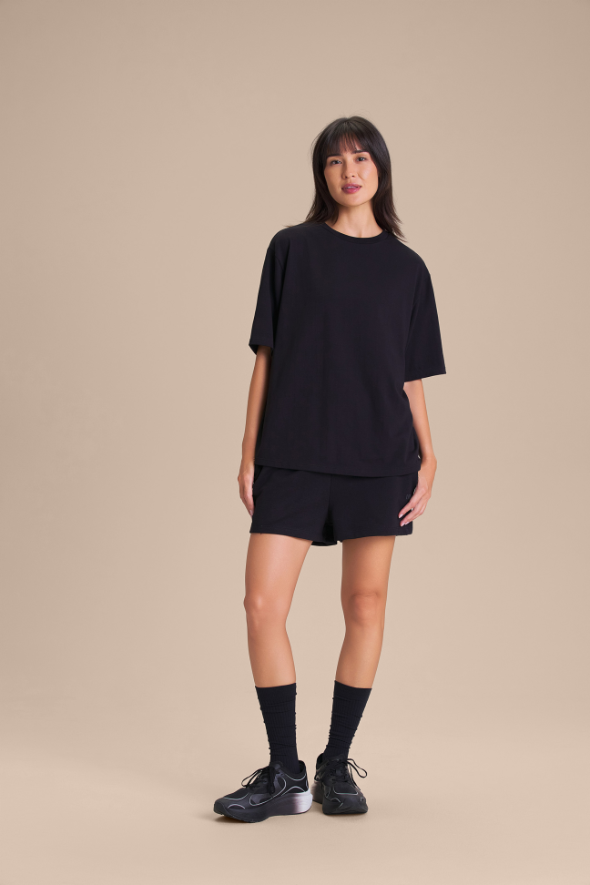 Camiseta Feminina LIVE! Pima Slim Preta em Algodão Pima Peruano