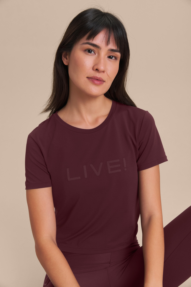Camiseta Cropped LIVE! Comfort Aubergine