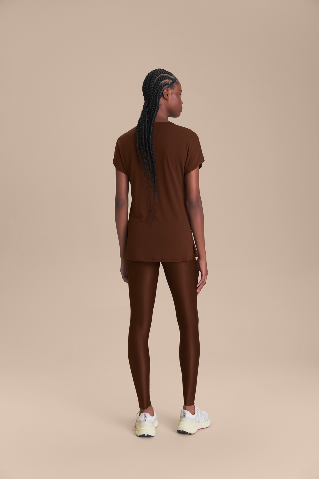Camiseta V Comfort Chocolate Plum LIVE!