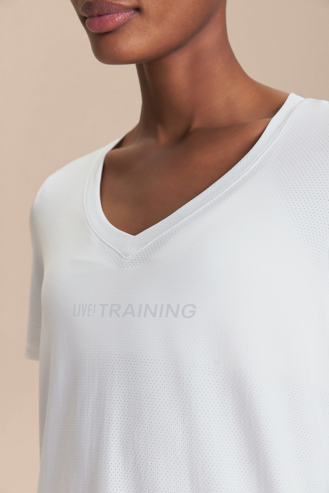 Camiseta V Training Action Branca LIVE!