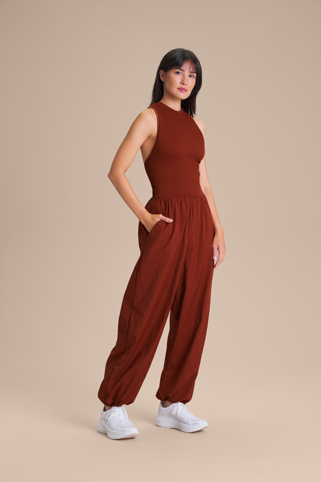 Macacão Feminino LIVE! Mesh Nylon Net Rust Red com Bolsos e Quick Dry - #6
