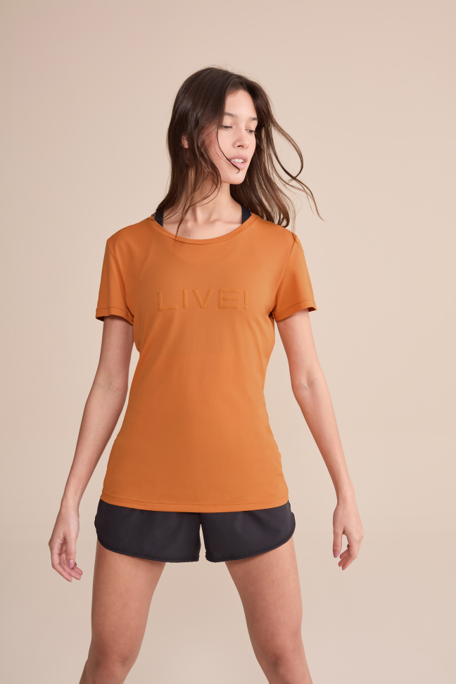 Camiseta LIVE! Comfort Ochre