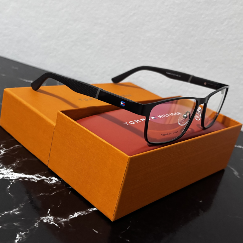 Óculos Tommy - #6