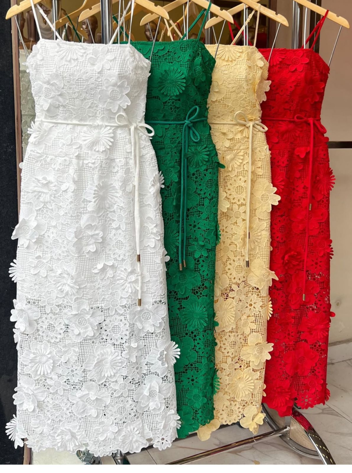 Vestido com aplicações - #2