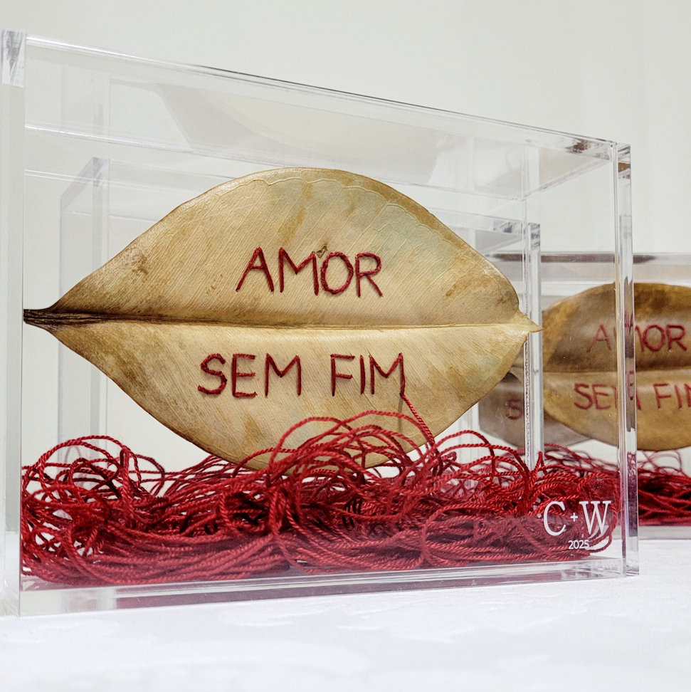 Folha Bordada Felicidade/Amor Sem Fim Caixa Acrílica - #4