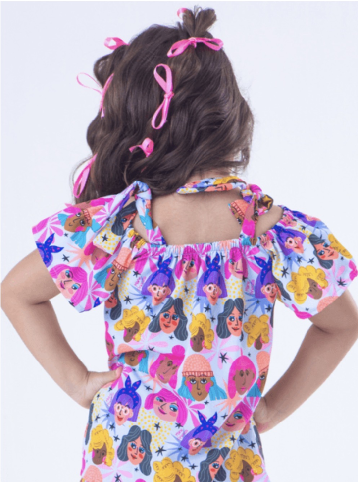 CONJUNTO INFANTIL CAROLINA MANGA CIGANA EM CREPE BONECAS TAM:4