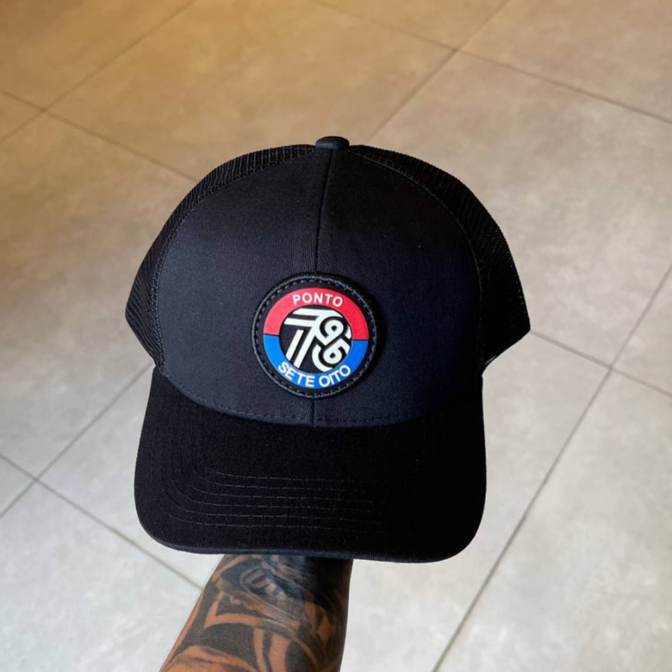 BONÉ TRUCKER PONTO 78 - CLASSIC BLACK LOGO