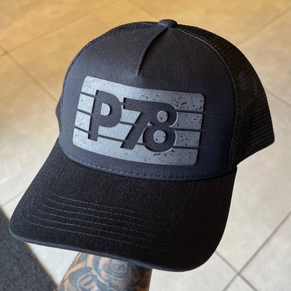 BONÉ MASCULINO PONTO 78 TRUCKER STEALTH - BLACK & GRAY EDITION