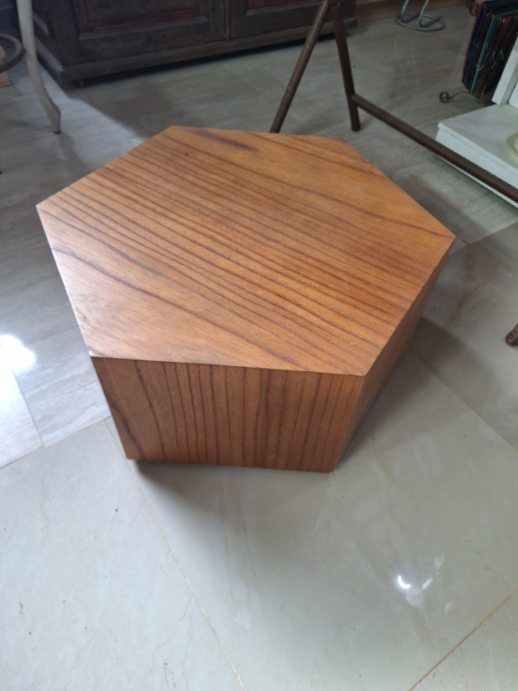 Mesa hexagonal de madeira - #2