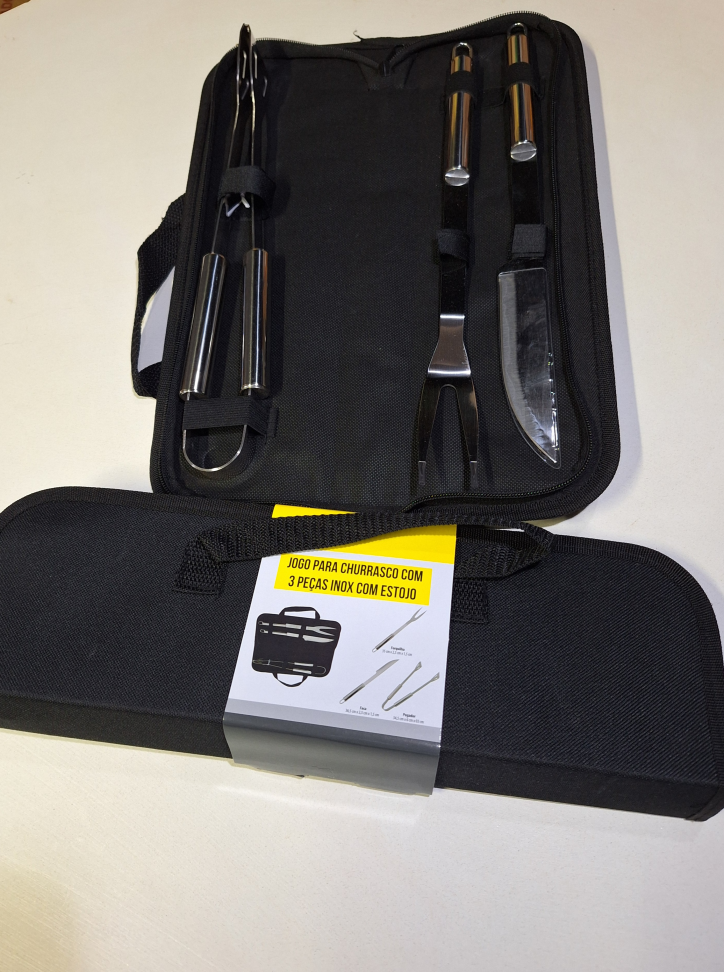 Kit churrasco com 3 peças e estojo (Produto Novo)