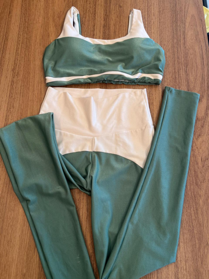 Conjunto Ânnima, Verde com Branco