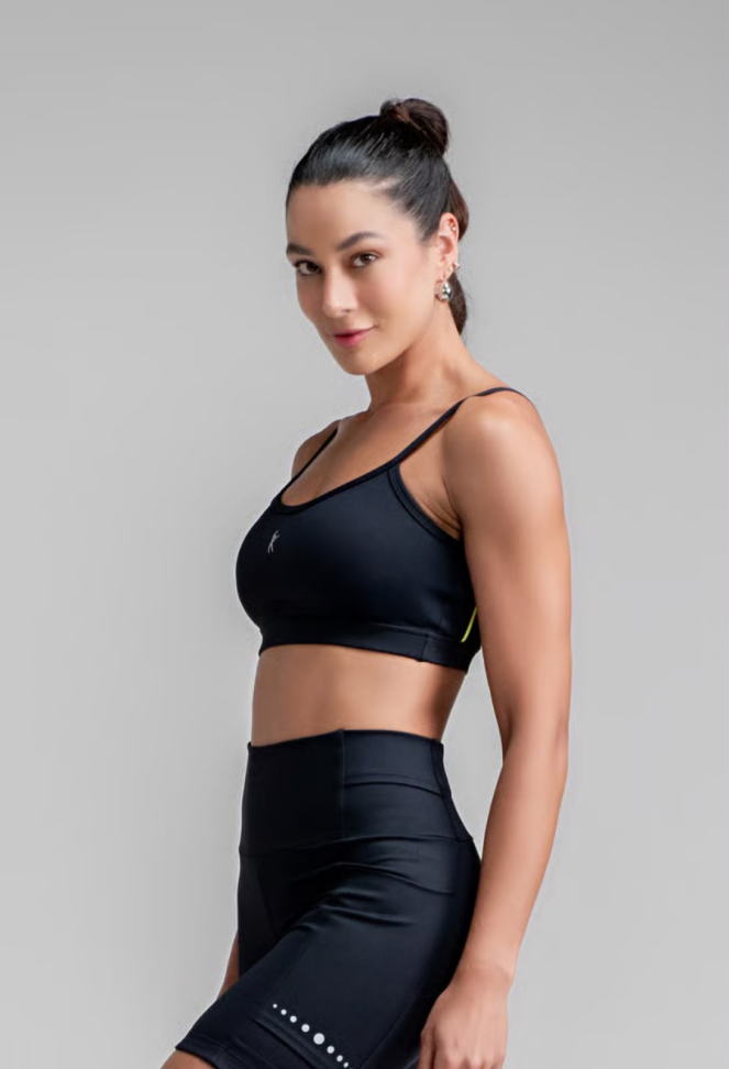 Top Amari Larulp preto